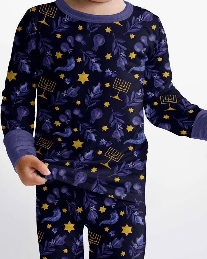 Zweiteiliges Langarm-Pyjama-Set mit Sommerfrüchten