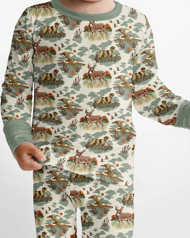 Zweiteiliges Langarm-Pyjama-Set mit Sommerfrüchten