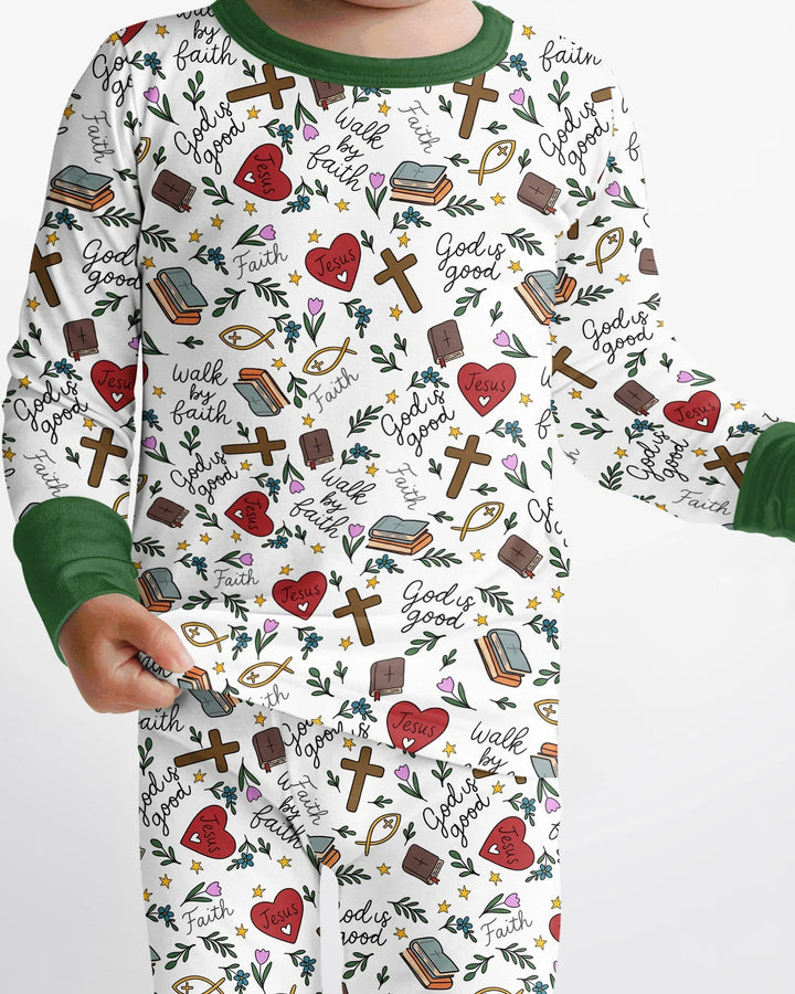 Zweiteiliges Langarm-Pyjama-Set mit Sommerfrüchten