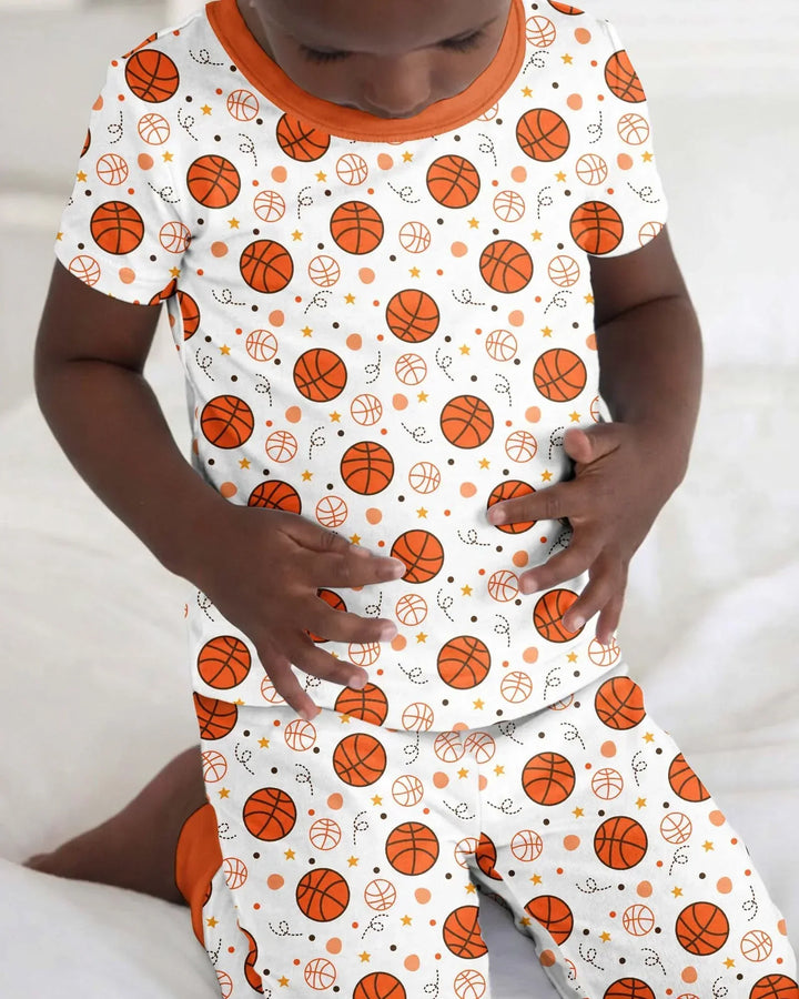 Oranger Basketball Zweiteiliger Kurzarm-Pyjama aus Bambus