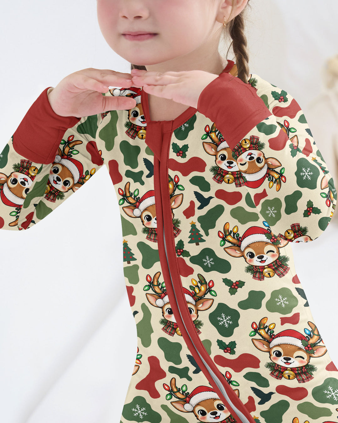 Christmas Deer Hunting Camo Bamboo Convertible Zippy