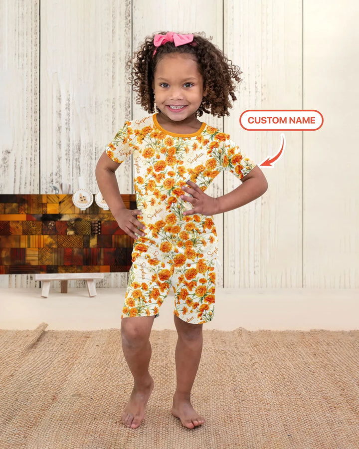 Zweiteiliges Pyjama-Set mit kurzen Ärmeln und Shorts im Sommer-Design