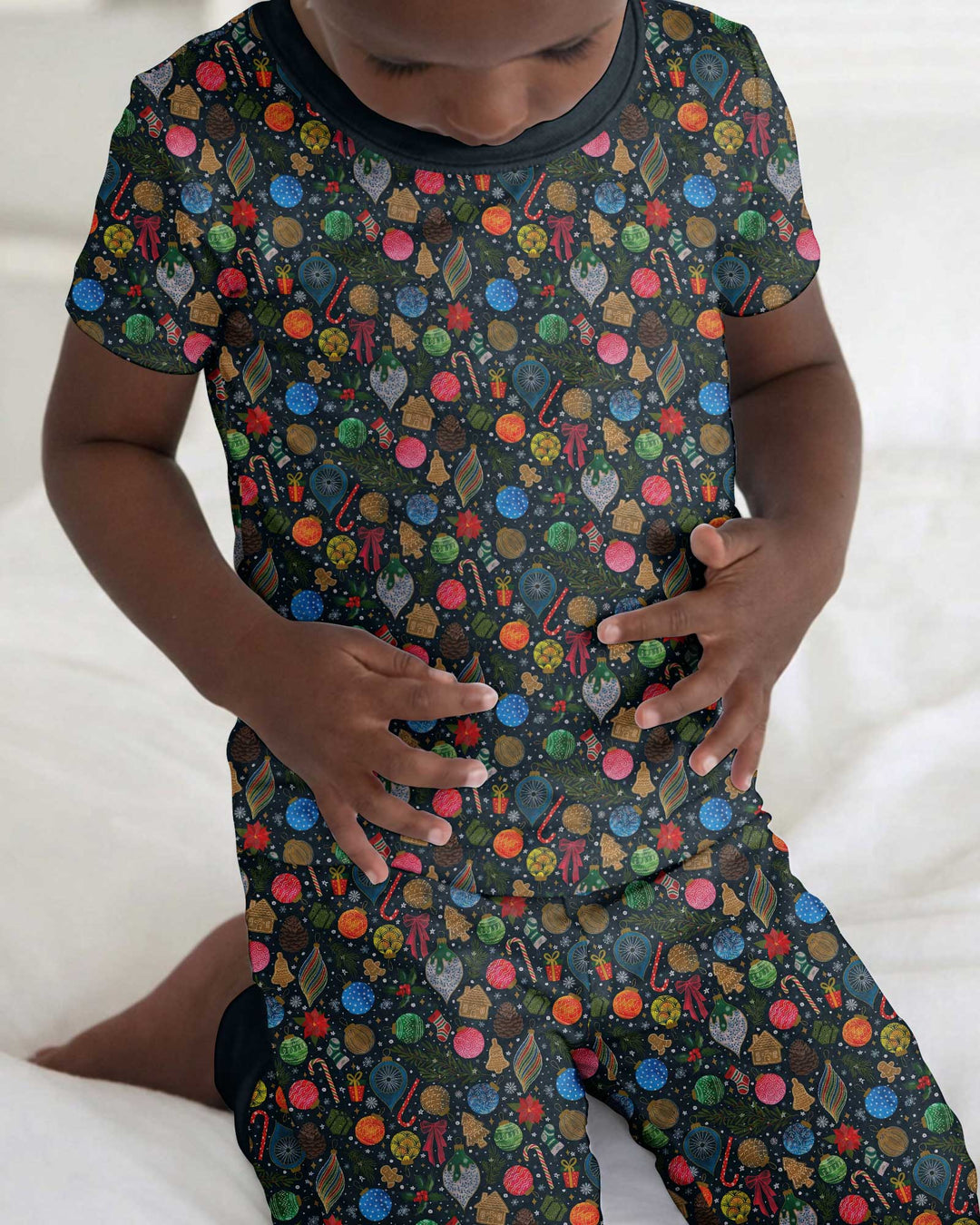 Holiday Ditsy Bamboo Two Piece Short Sleeve Pajama Set