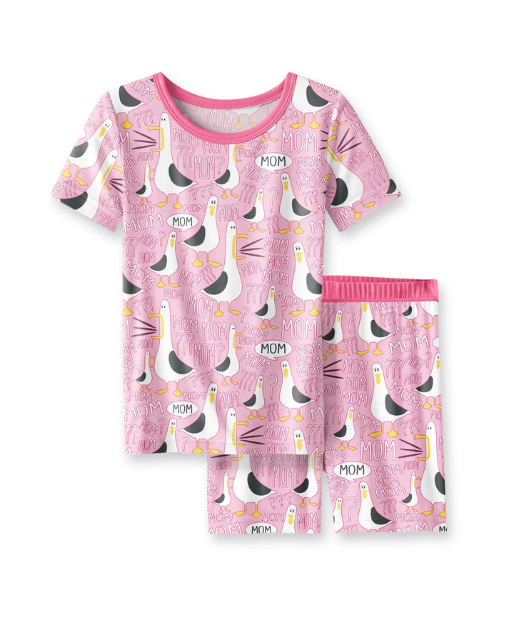 Template Zweiteiliges Pyjama-Set mit kurzen Ärmeln und Shorts