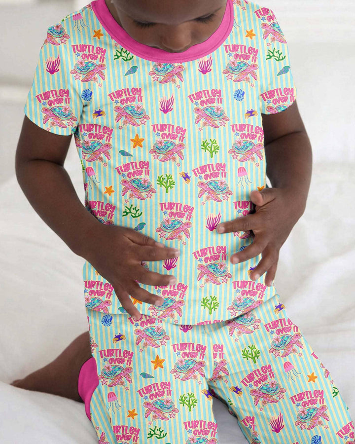 Zweiteiliges, kurzärmliges Pyjama-Set mit Marienkäfern