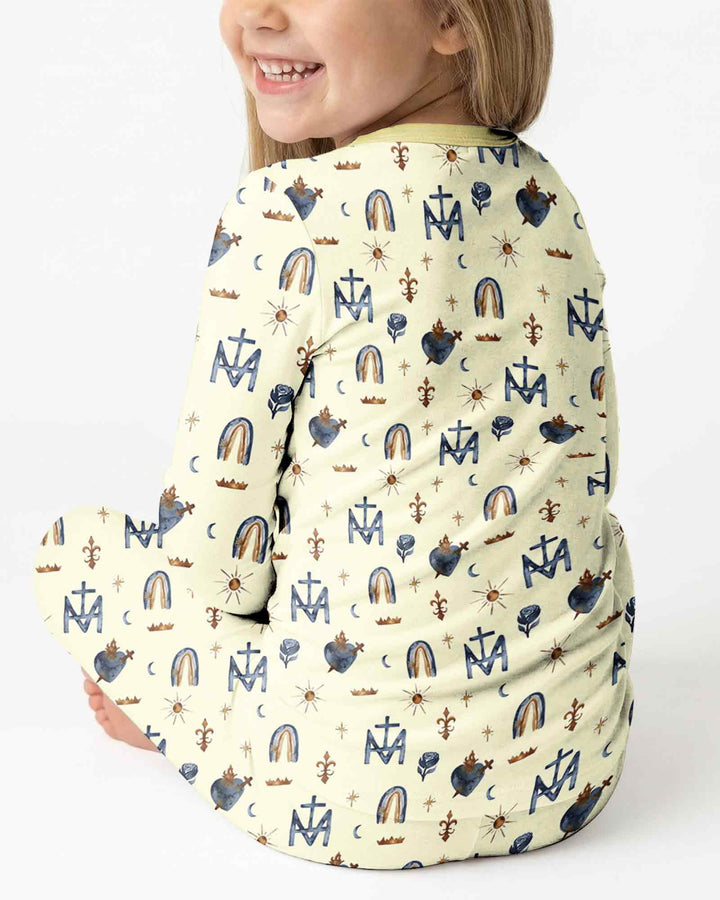 Zweiteiliges Langarm-Pyjama-Set mit Sommerfrüchten