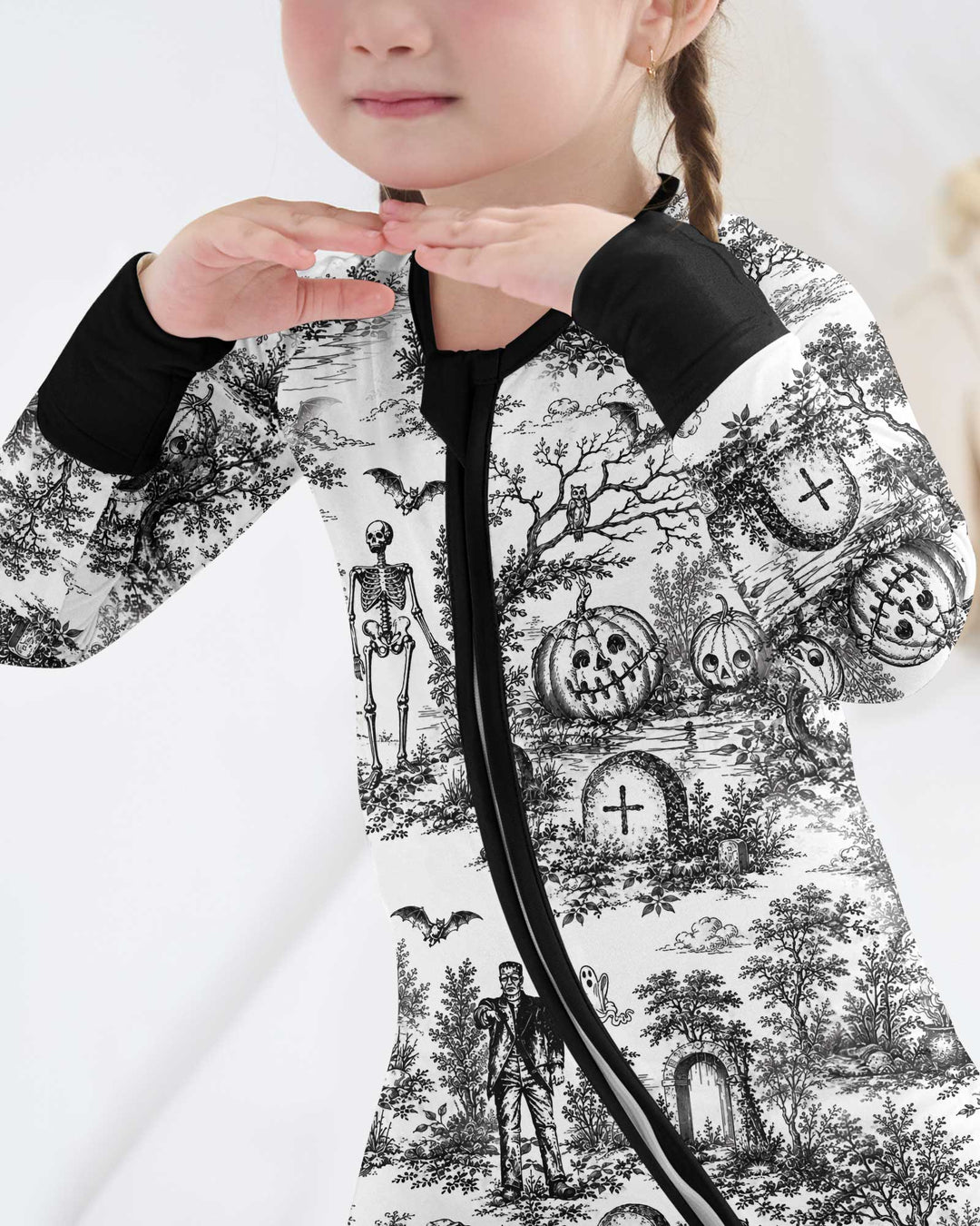 Spooky Halloween Toile Bamboo Convertible Zippy