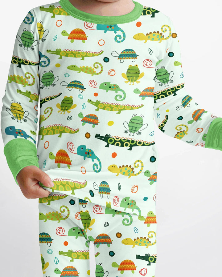 Zweiteiliges Langarm-Pyjama-Set mit Sommerfrüchten