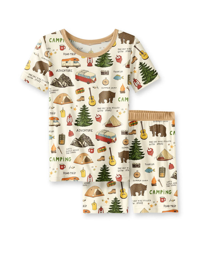 Template Zweiteiliges Pyjama-Set mit kurzen Ärmeln und Shorts