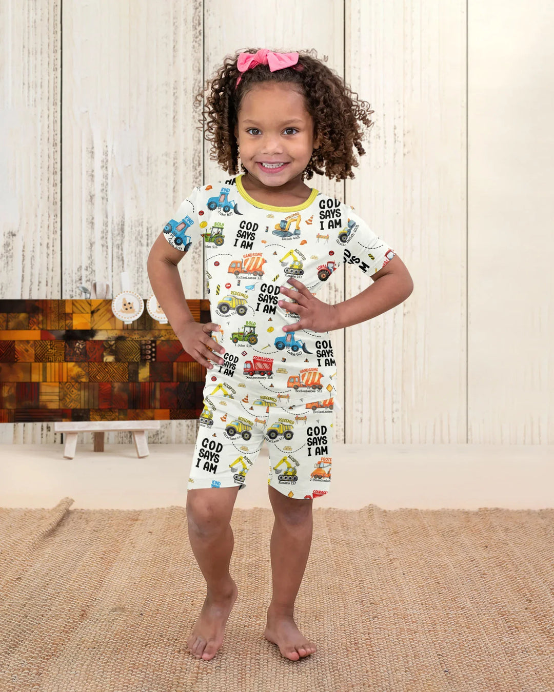 Zweiteiliges Pyjama-Set mit kurzen Ärmeln und Shorts im Sommer-Design