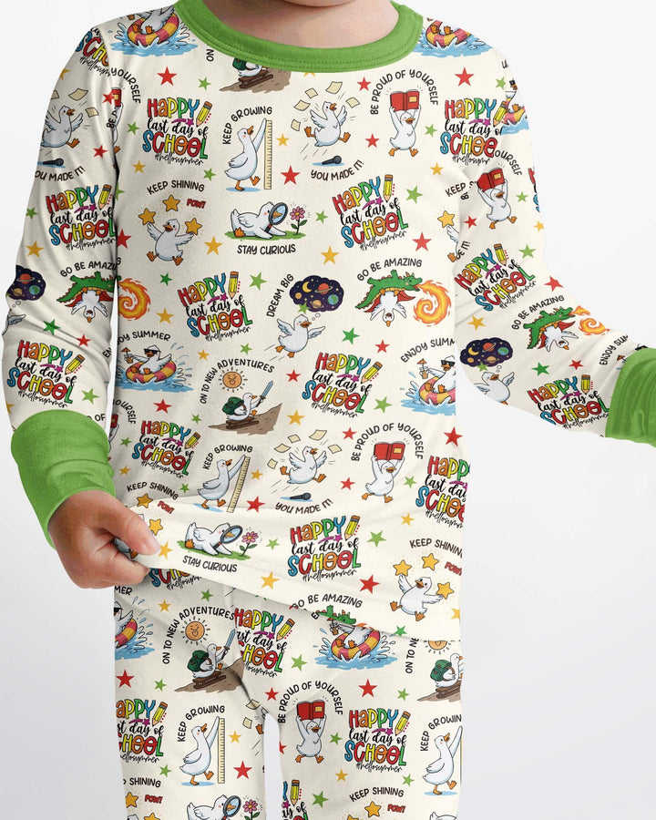 Zweiteiliges Langarm-Pyjama-Set mit Sommerfrüchten