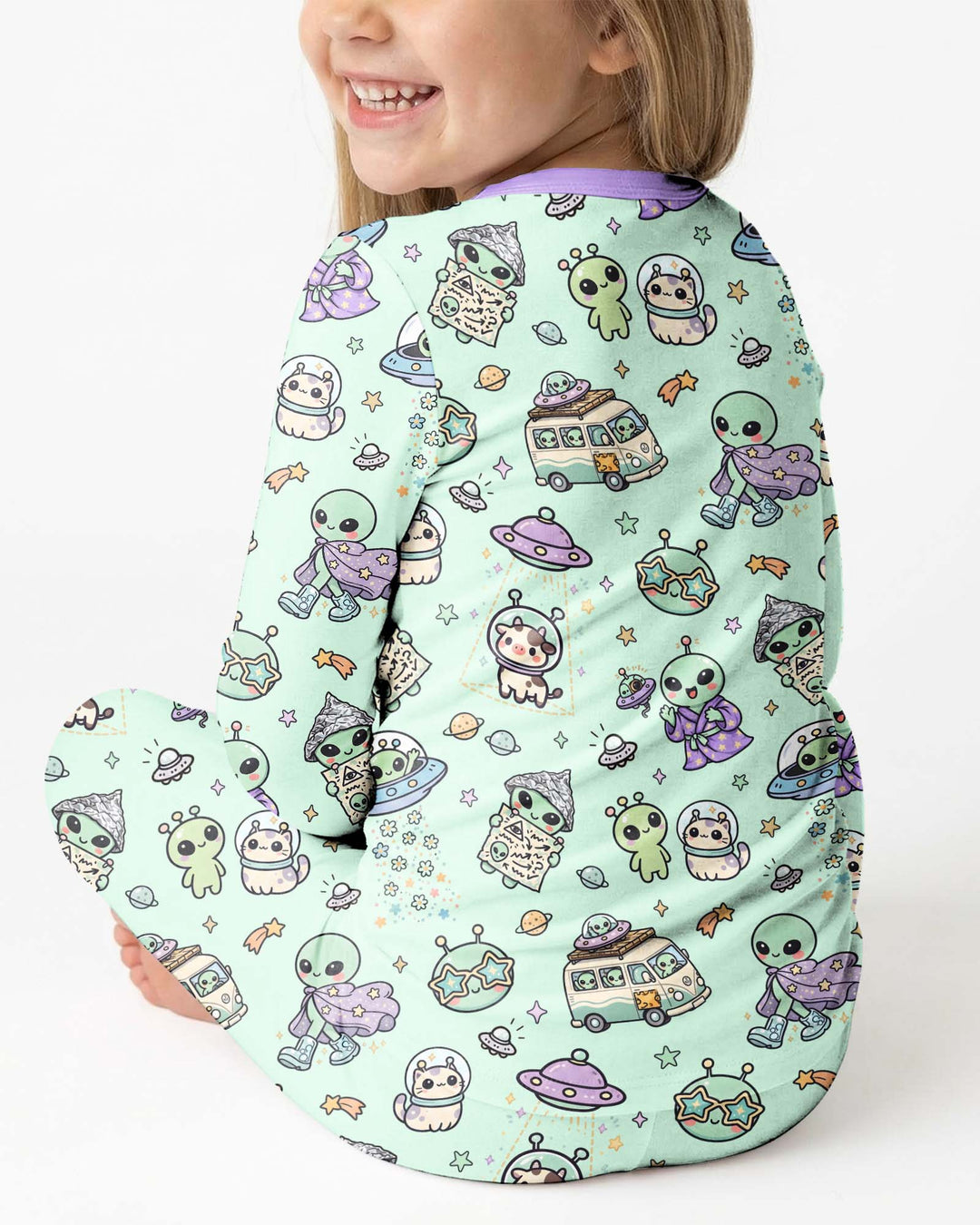 Zweiteiliges Langarm-Pyjama-Set mit Sommerfrüchten