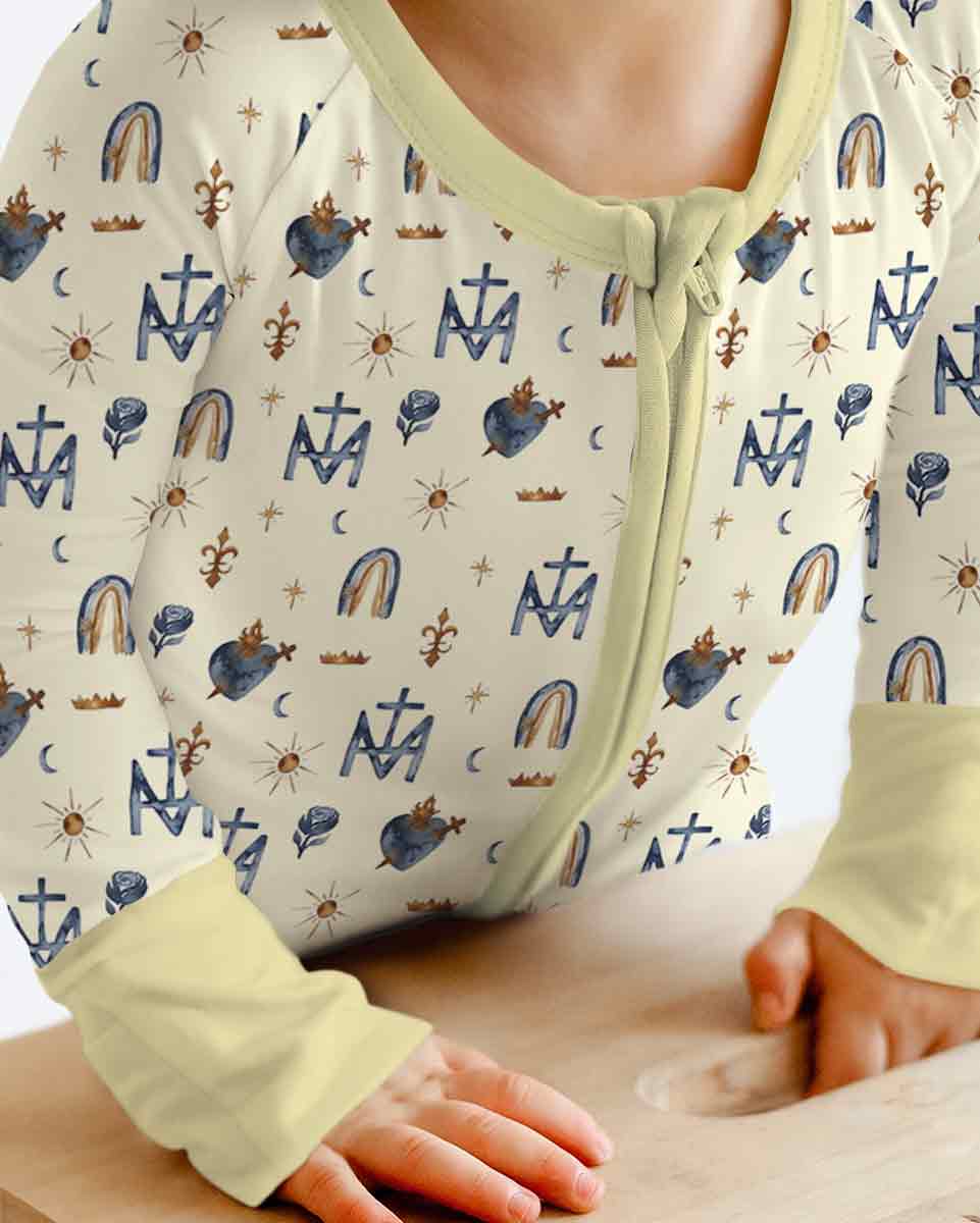 Immaculate Heart Bamboo Convertible Zippy