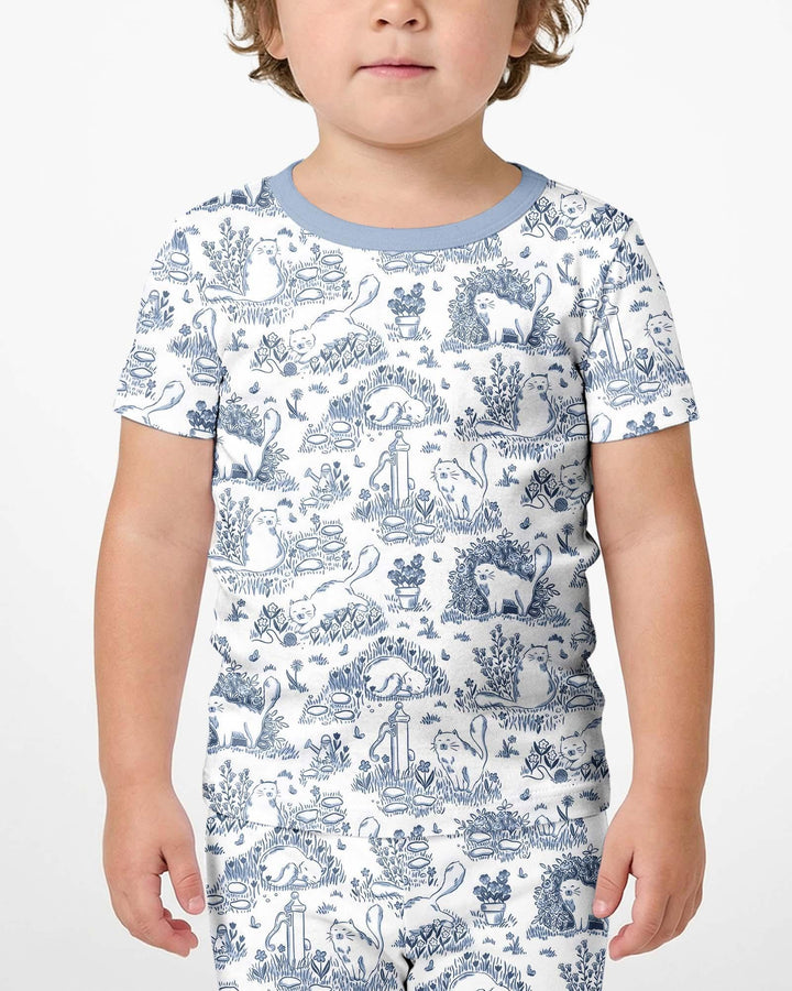 Template Zweiteiliges Pyjama-Set mit kurzen Ärmeln und Shorts