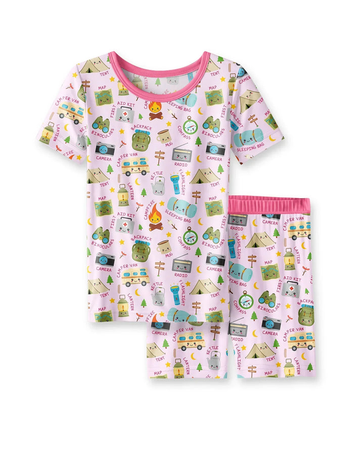 Template Zweiteiliges Pyjama-Set mit kurzen Ärmeln und Shorts