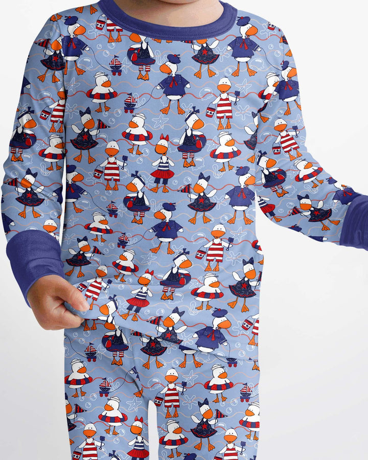 Zweiteiliges Langarm-Pyjama-Set mit Sommerfrüchten