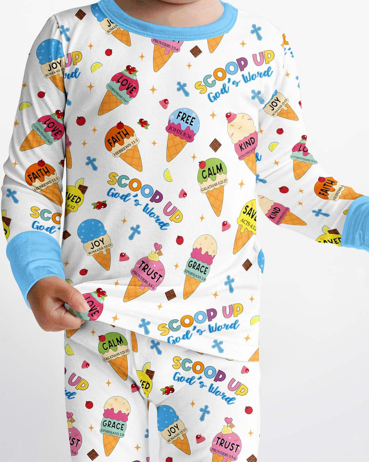Zweiteiliges Langarm-Pyjama-Set mit Sommerfrüchten