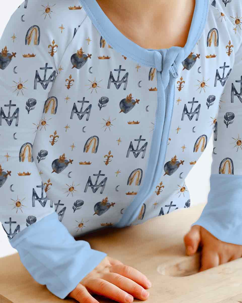 Immaculate Heart Bamboo Convertible Zippy