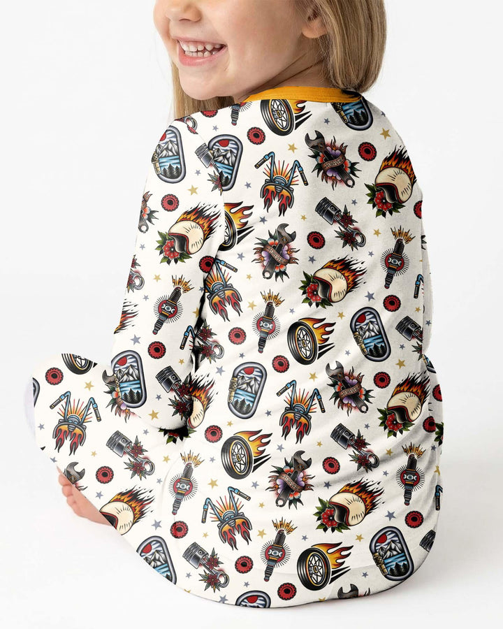 Zweiteiliges Langarm-Pyjama-Set mit Sommerfrüchten