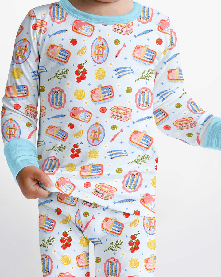 Zweiteiliges Langarm-Pyjama-Set mit Sommerfrüchten