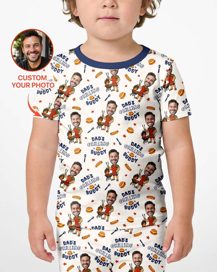 Zweiteiliges Pyjama-Set mit kurzen Ärmeln und Shorts im Sommer-Design