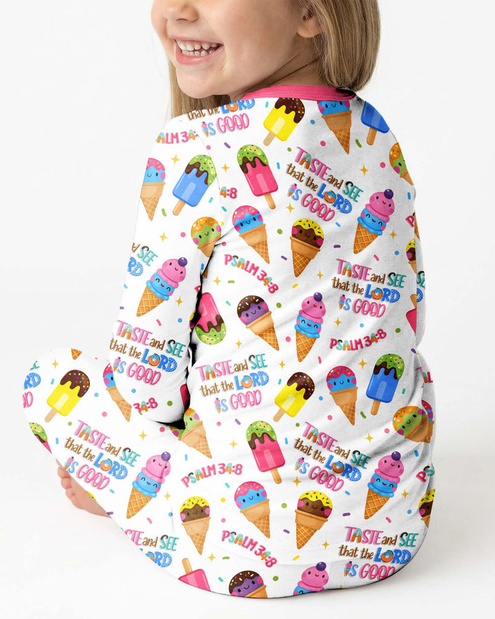 Zweiteiliges Langarm-Pyjama-Set mit Sommerfrüchten