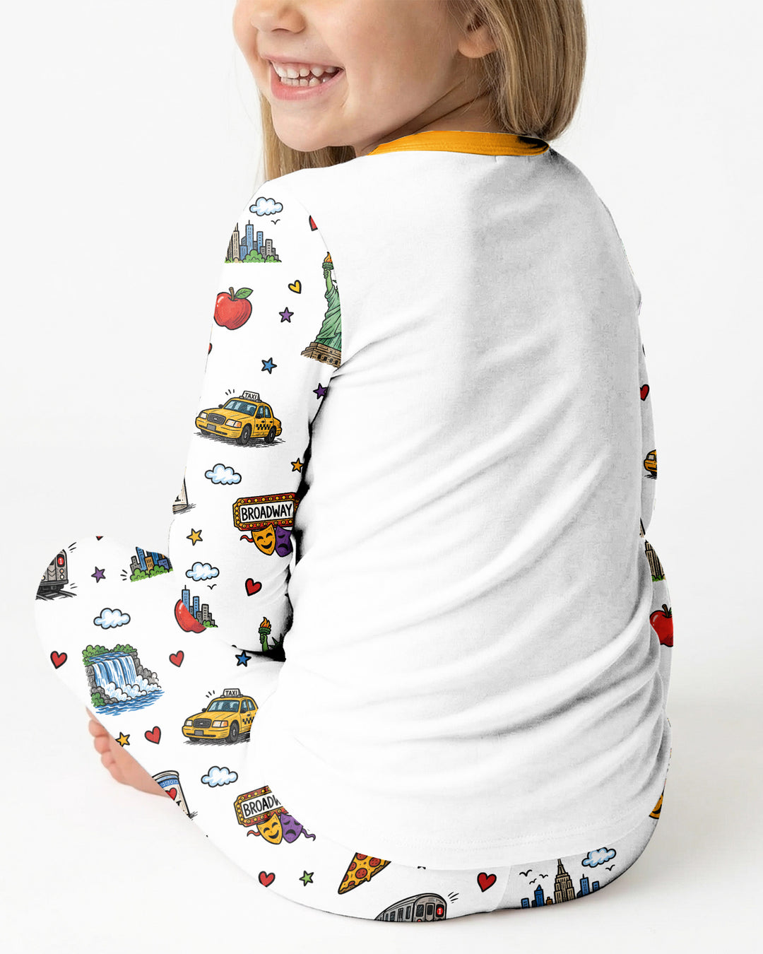 Someone in New York Loves Me Bamboo Two Piece Long Sleeve Pajama Set (A)