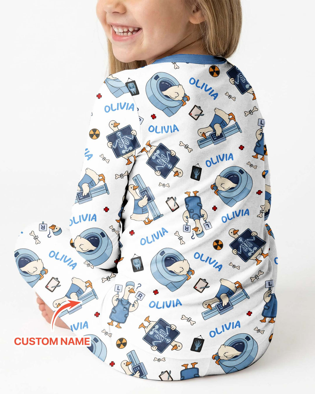 Zweiteiliges Langarm-Pyjama-Set mit Sommerfrüchten