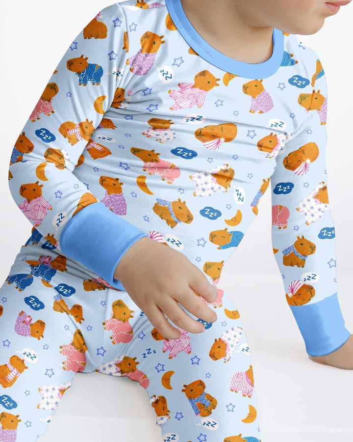 Zweiteiliges Langarm-Pyjama-Set mit Sommerfrüchten
