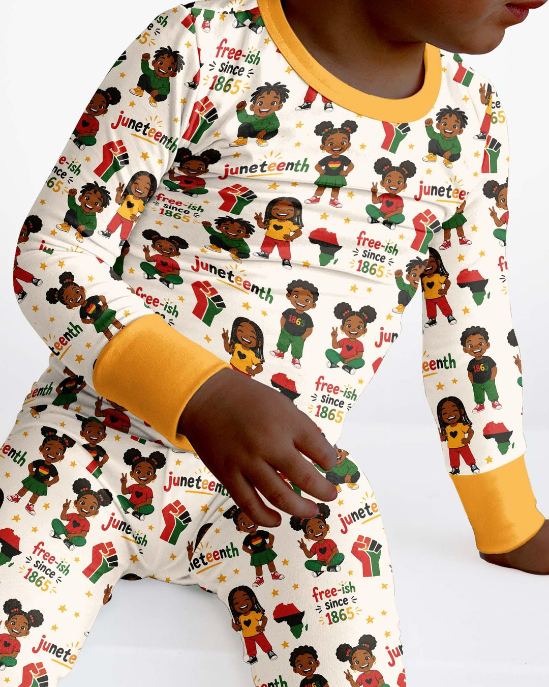 Zweiteiliges Langarm-Pyjama-Set mit Sommerfrüchten