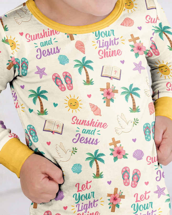 Zweiteiliges Langarm-Pyjama-Set mit Sommerfrüchten