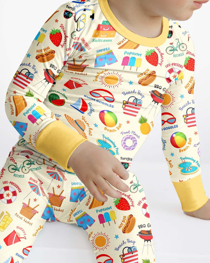 Zweiteiliges Langarm-Pyjama-Set mit Sommerfrüchten