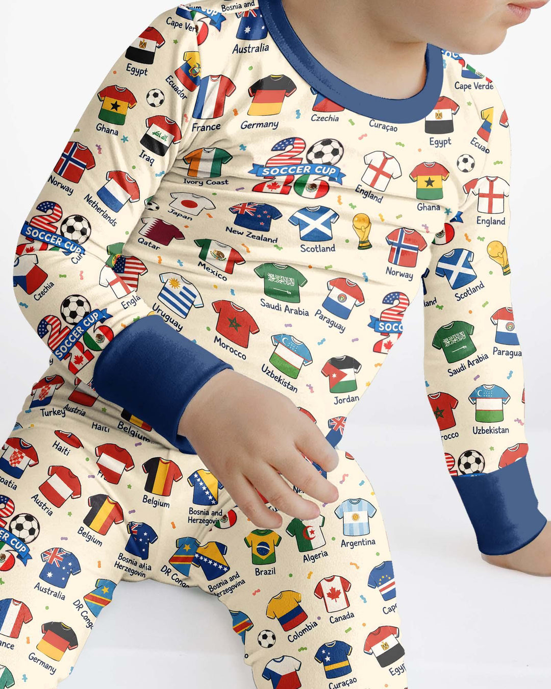 Zweiteiliges Langarm-Pyjama-Set mit Sommerfrüchten