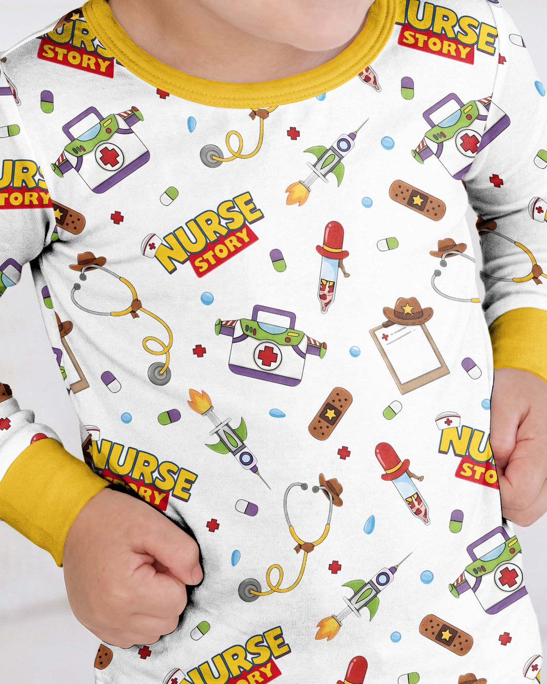 Zweiteiliges Langarm-Pyjama-Set mit Sommerfrüchten