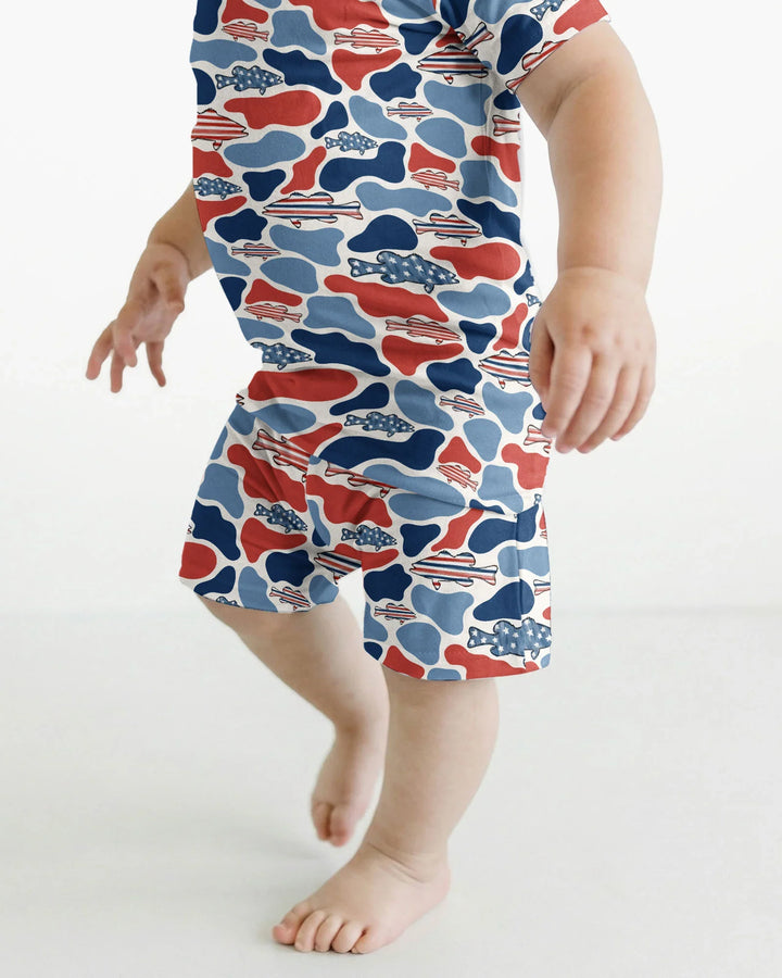 Template Zweiteiliges Pyjama-Set mit kurzen Ärmeln und Shorts
