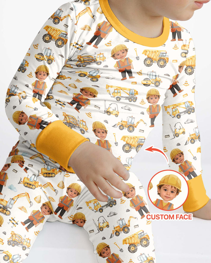 Zweiteiliges Langarm-Pyjama-Set mit Sommerfrüchten