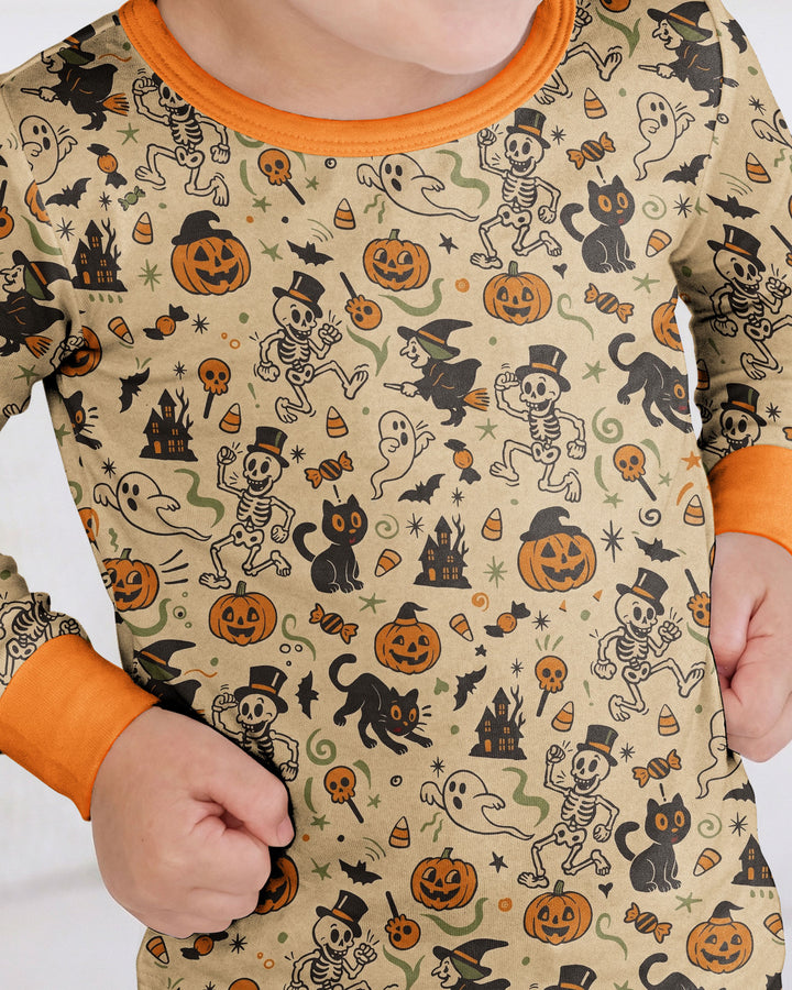 Vintage Skeleton Pumpkin Halloween Bamboo Two Piece Long Sleeve Pajama Set