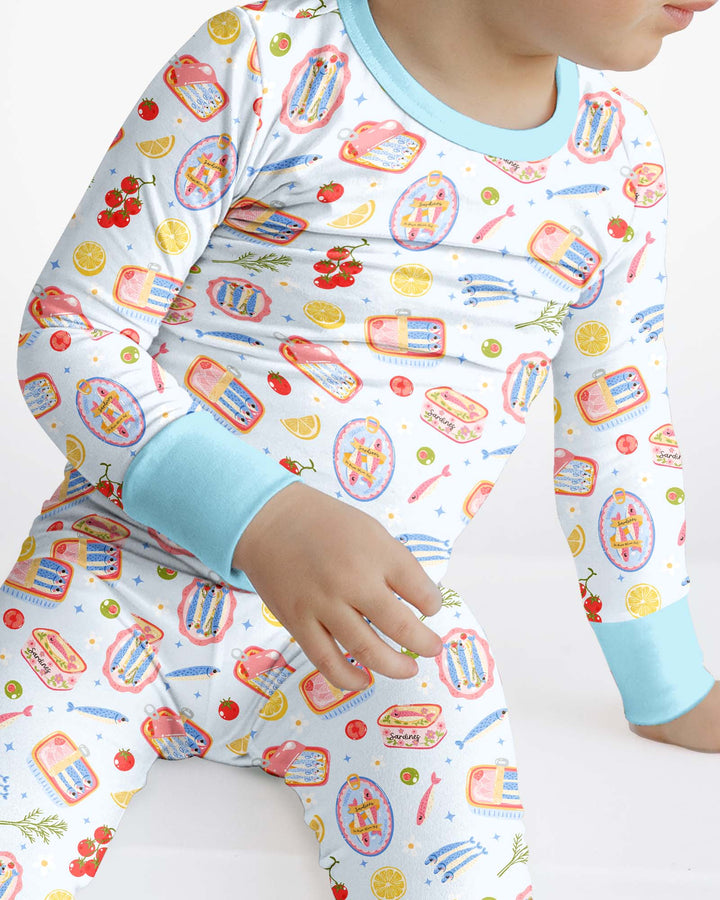 Zweiteiliges Langarm-Pyjama-Set mit Sommerfrüchten