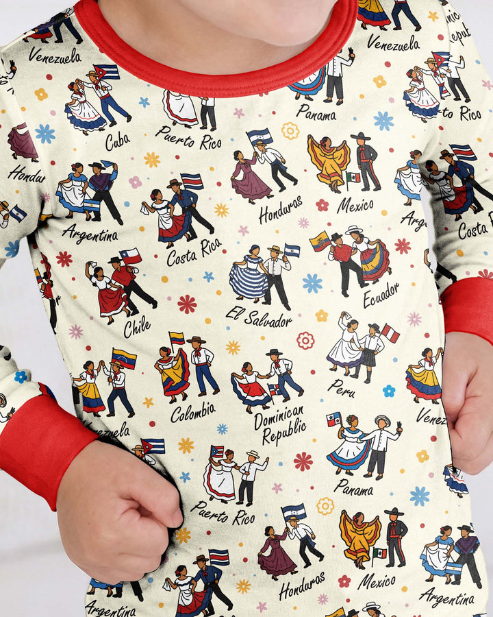 Zweiteiliges Langarm-Pyjama-Set mit Sommerfrüchten