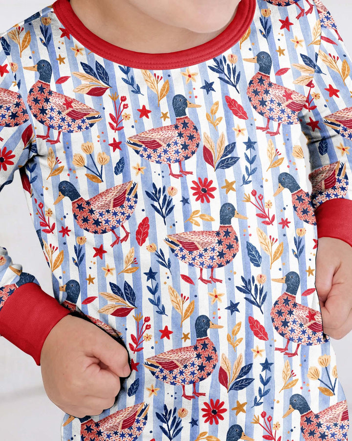 Zweiteiliges Langarm-Pyjama-Set mit Sommerfrüchten