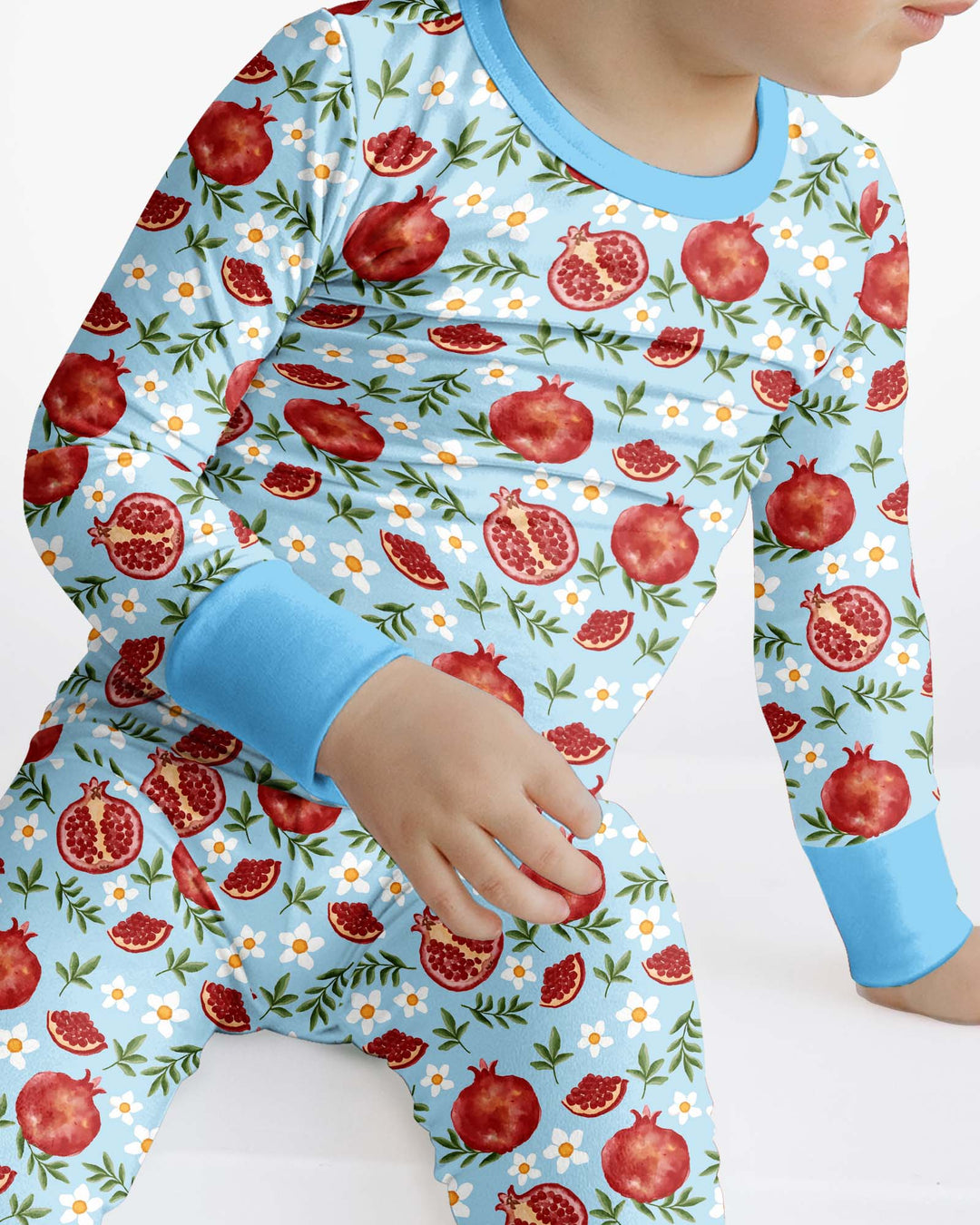 Zweiteiliges Langarm-Pyjama-Set mit Sommerfrüchten