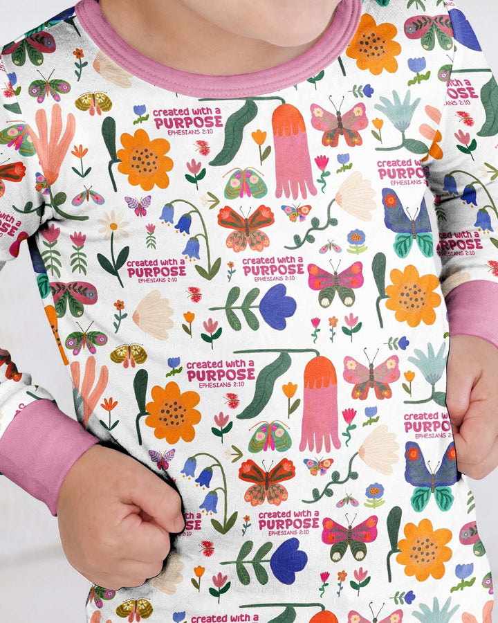 Zweiteiliges Langarm-Pyjama-Set mit Sommerfrüchten