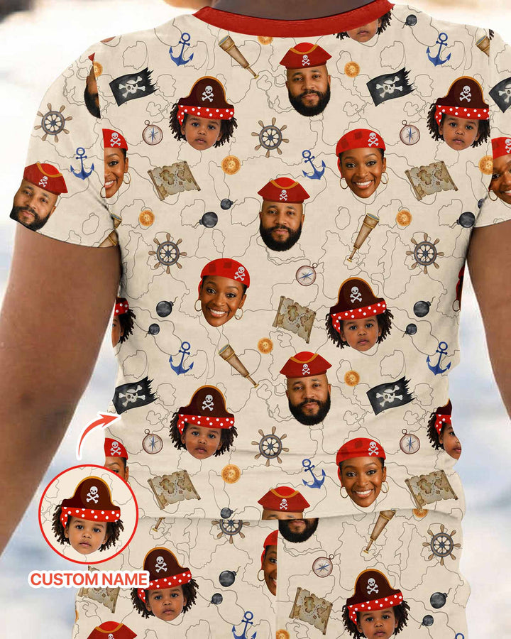 Zweiteiliges, kurzärmliges Pyjama-Set mit Marienkäfern