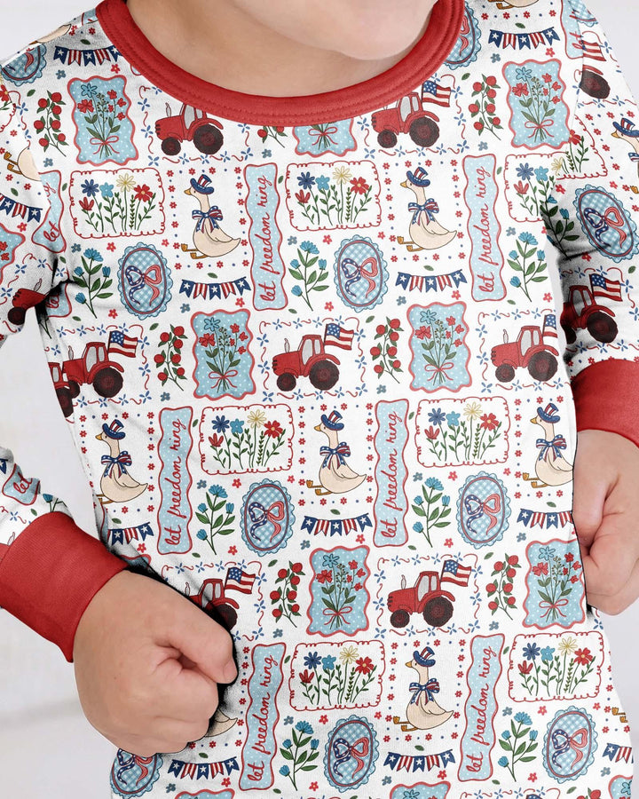 Zweiteiliges Langarm-Pyjama-Set mit Sommerfrüchten