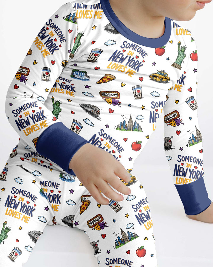 Someone in New York Loves Me Bamboo Two Piece Long Sleeve Pajama Set (P)