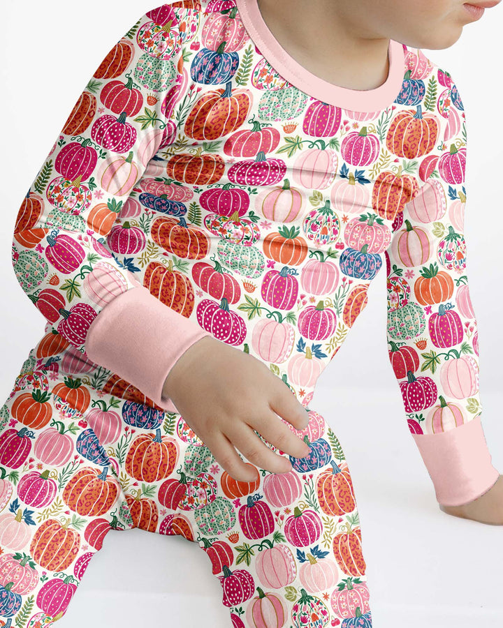 Zweiteiliges Langarm-Pyjama-Set mit Sommerfrüchten