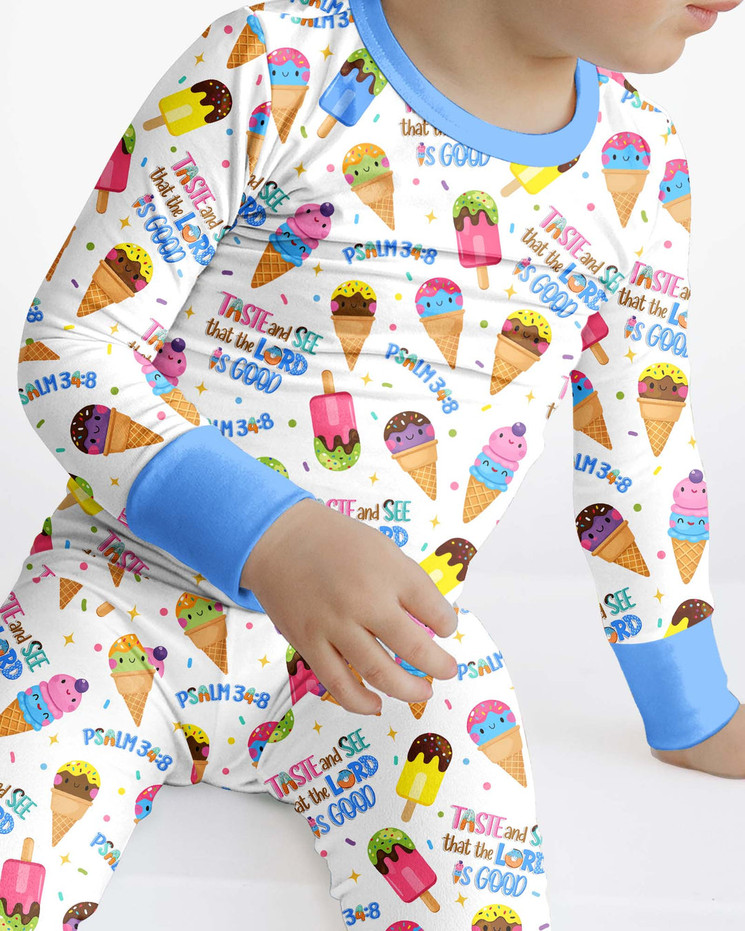 Zweiteiliges Langarm-Pyjama-Set mit Sommerfrüchten