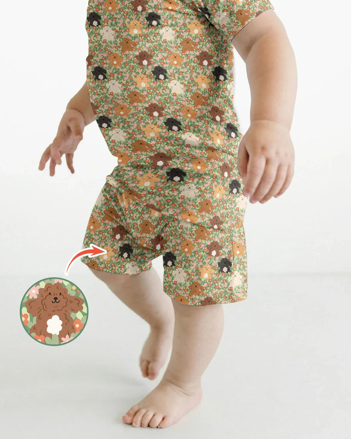 Template Zweiteiliges Pyjama-Set mit kurzen Ärmeln und Shorts