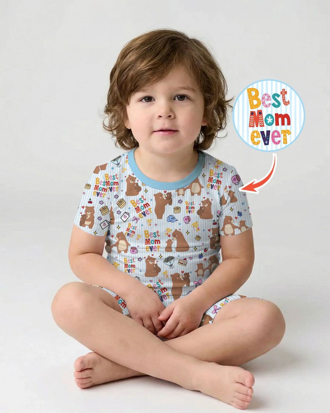 Template Zweiteiliges Pyjama-Set mit kurzen Ärmeln und Shorts