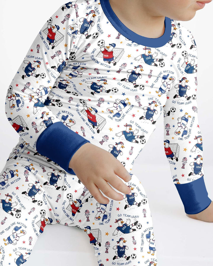 Zweiteiliges Langarm-Pyjama-Set mit Sommerfrüchten